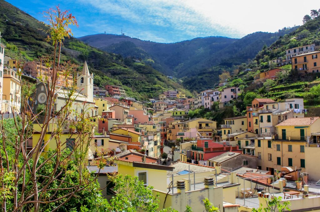 colourful houses in mountain side while 3 days in cinque terre