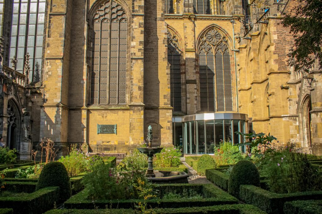 catherdral and garden in utrecht on a day trip