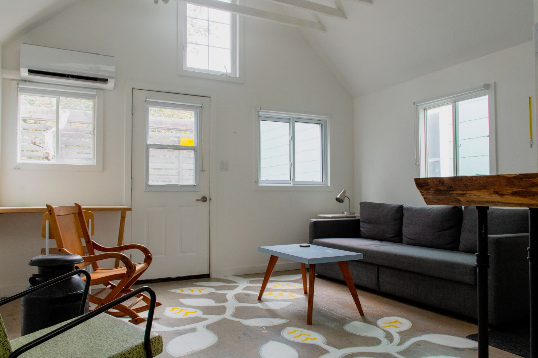 The Coach House is a cute 1-bedroom rental through Airbnb. It is located in Picton one of 3 small towns that sit in the sought-after destination in Ontario called Prince Edward County.