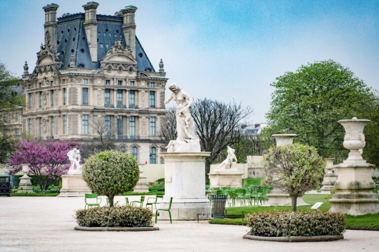 garden statues, plantings, palace in hidden romantic places in paris