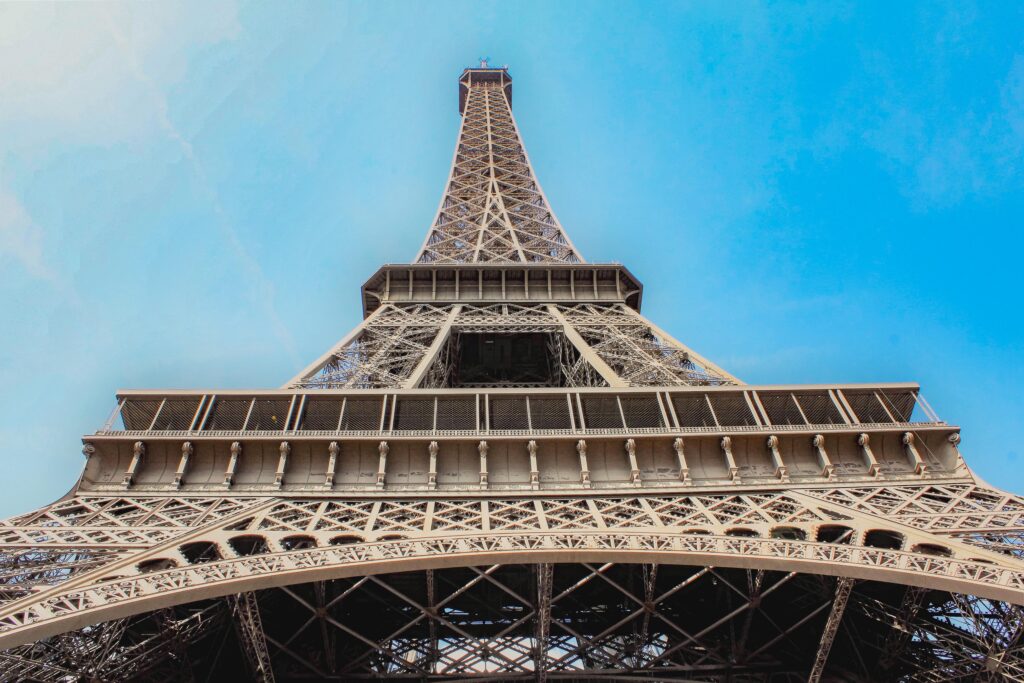 eiffel tower is on the itinerary for paris 7 days