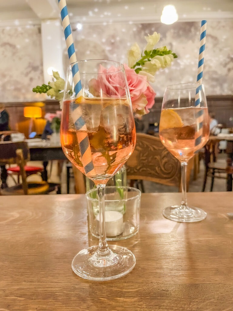 cocktails in best german restaurant berlin