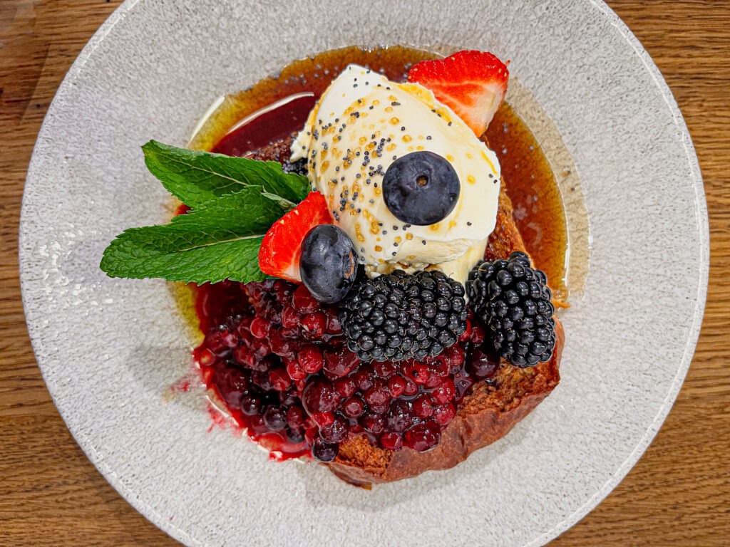 french toast with berries at vegan cafe berlin
