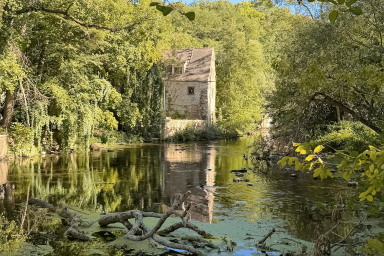 Moulin de Rochopt beside the Yerres in the French countryside near Paris