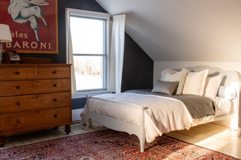 A French Country stay at Easterbrook, an Airbnb located in the popular Ontario destination of Prince Edward County. This family and dog friendly property rental is perfect for large group stays in Prince Edward County.