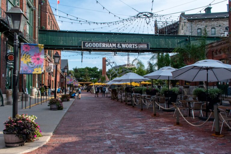 Toronto's heritage Distillery District is a pedestrian-only village set amidst amazing heritage architecture. The entire district is devoted to arts, culture and entertainment.