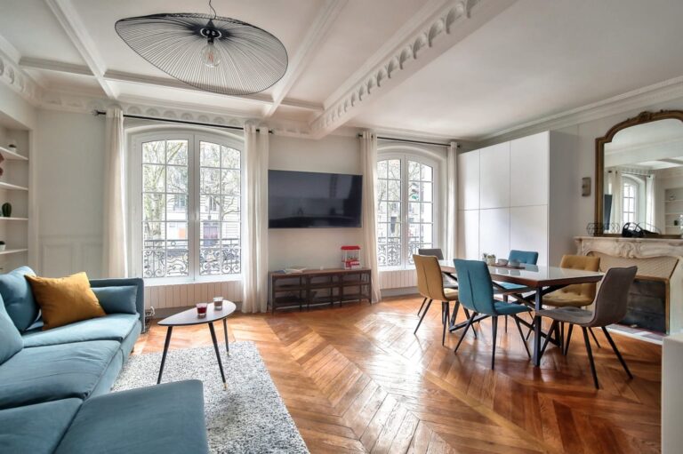 paris apartment with original features