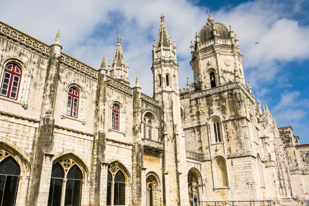 jeronimos monastery with rounded dome and arches 